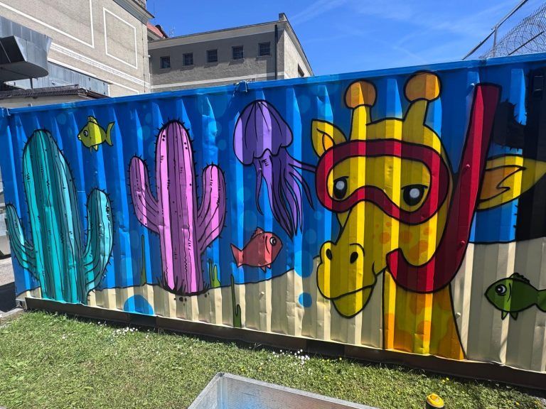 "Sitzen sonst 20 Stunden in der Zelle": Warum junge Häftlinge in Feldkirch zur Spraydose greifen