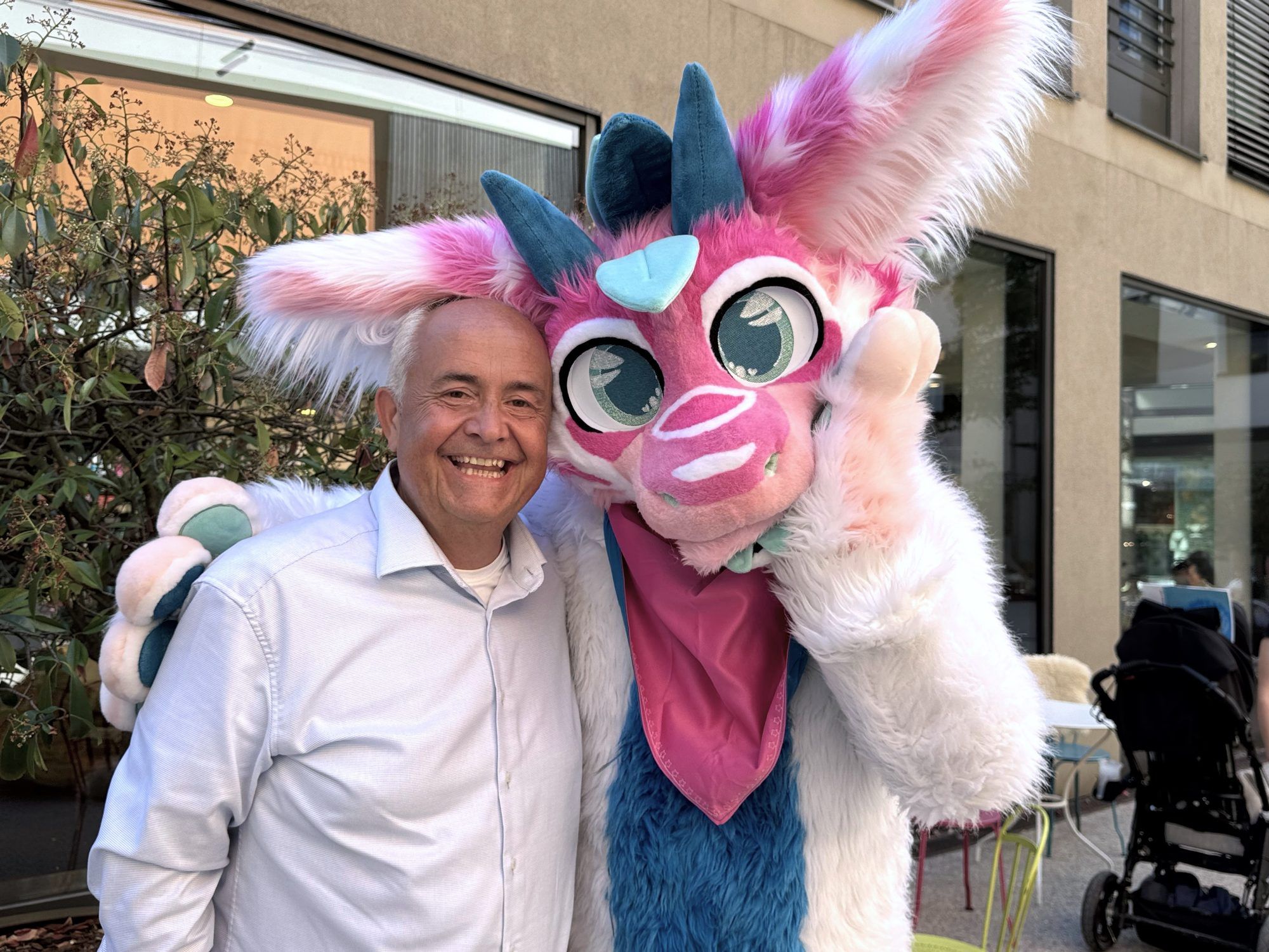 Bürgermeister Manfred Böhmwalder mit Charity Hero 