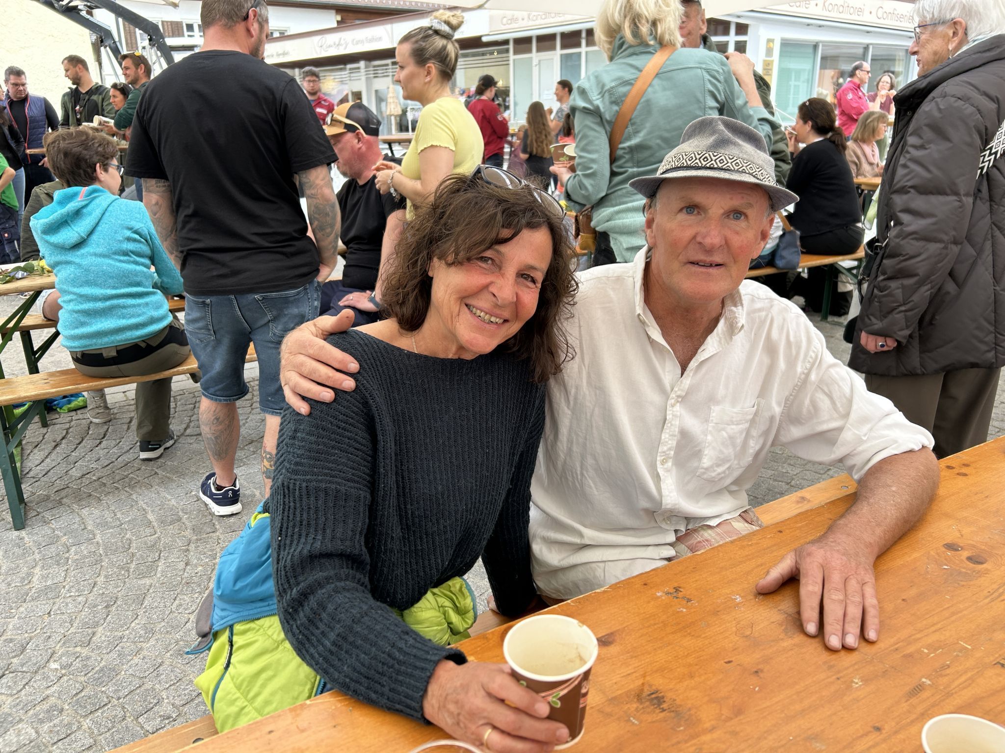 Auch Irmgard Hammer und Reinhard Tschohl genossen die angenehme Atmosphäre