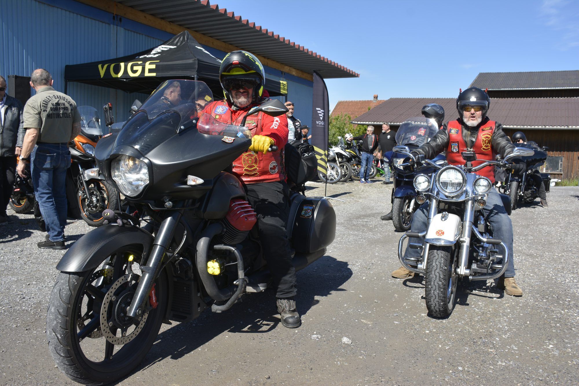 Pfarrer Alois kam in Lederkluft – und 350 Biker folgten ihm nach Hard
