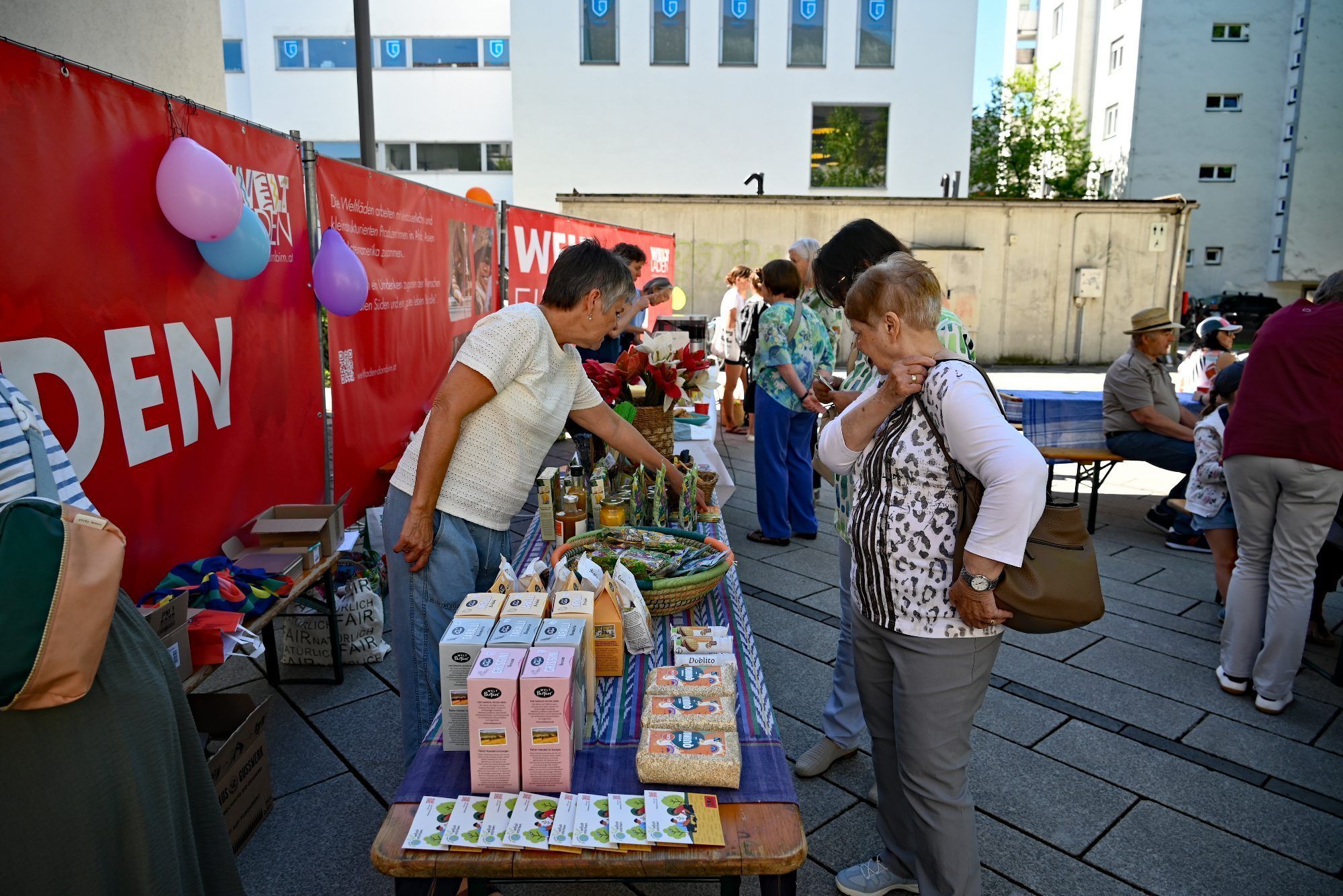 Im Fokus stehen aktuell die Mangoprodukte der Kampagne „Mangos für Kinderrechte2.