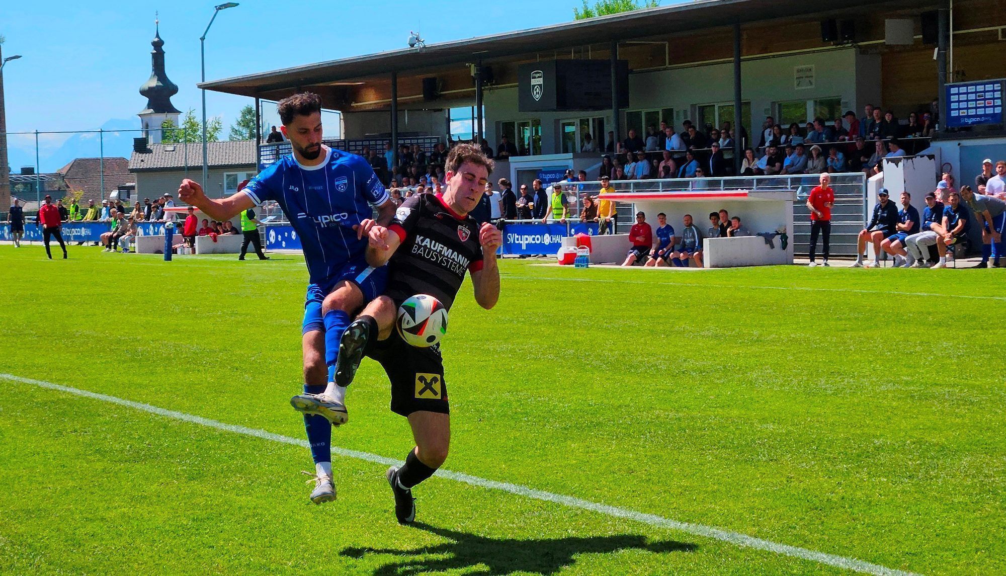 Am Samstag, 30. Mai, steht im Stadion Hoferfeld das Bodenseederby auf dem Programm: Der SV typico Lochau mit Kampfmannschaft und den Juniors empfängt im Rahmen eines Heimspiel-Doppels den FC Hard.