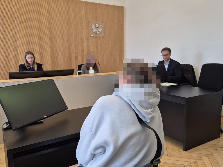Angeklagte Verleumdung.jpg