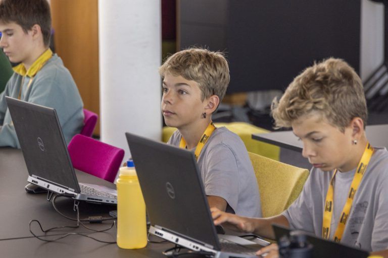 Programmieren lernen im Sommer: Code Base Camp geht in die nächste Runde