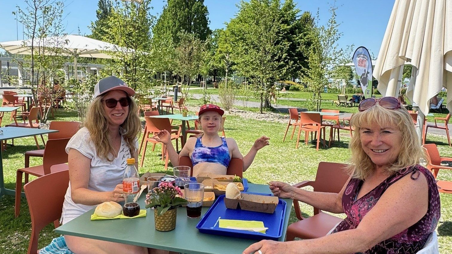 Pommes müssen sein – doch Freibad-Essen wird für Familien zur Kostenfrage