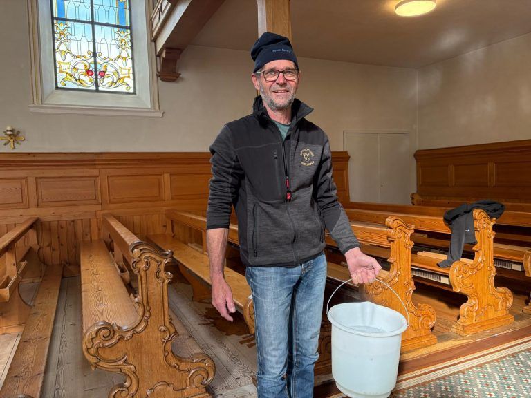 Großer Putztag in Schoppernau: Pfarrkirche wieder auf Vordermann gebracht