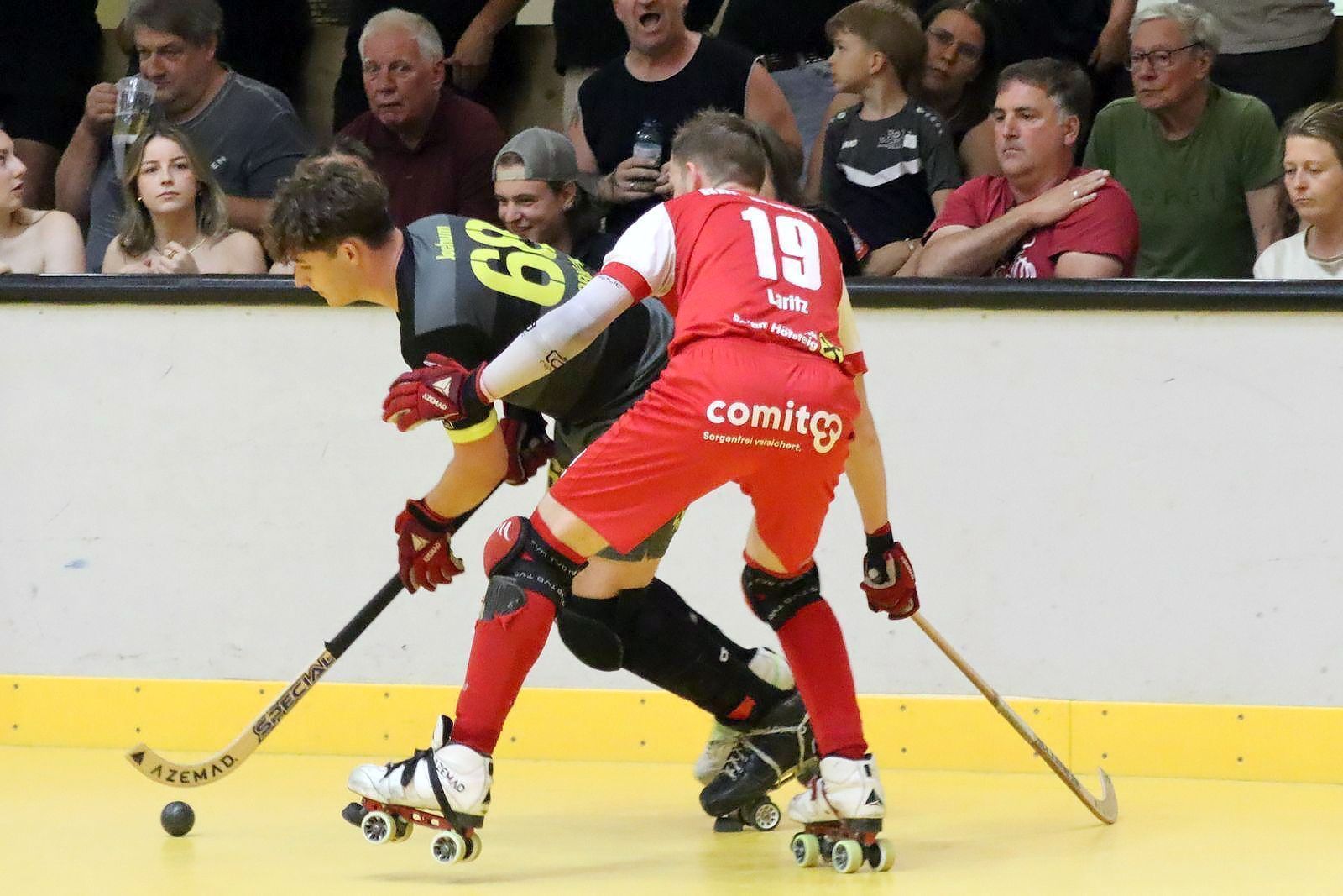 Alles ist angerichtet für ein intensives Finalderby zweier Rivalen, die um jeden Ball kämpfen werden.