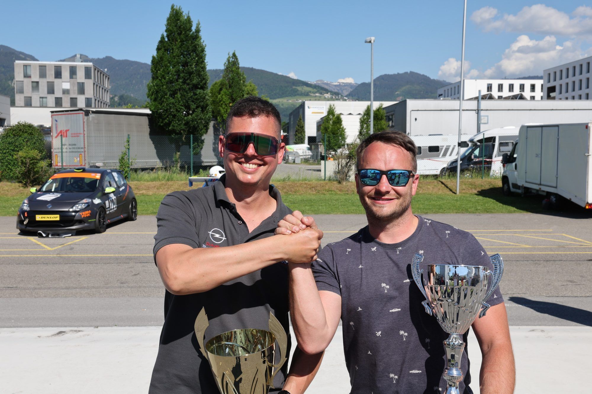 Marco Schöbel (li) mit Tagessieger Dominik Fröhle