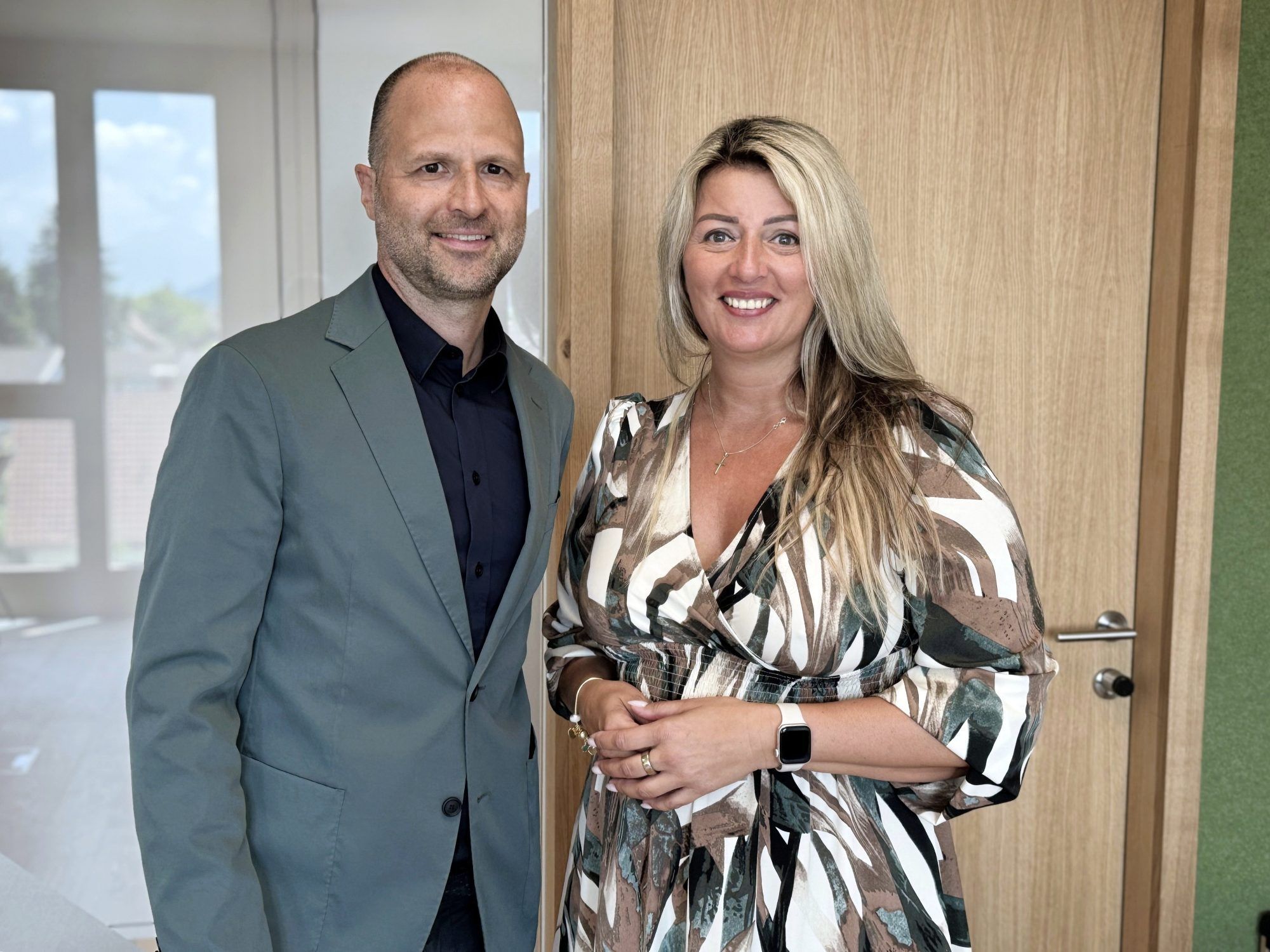 Landesrat Marco Tittler und Angela Benzer (Digital Campus Vorarlberg).