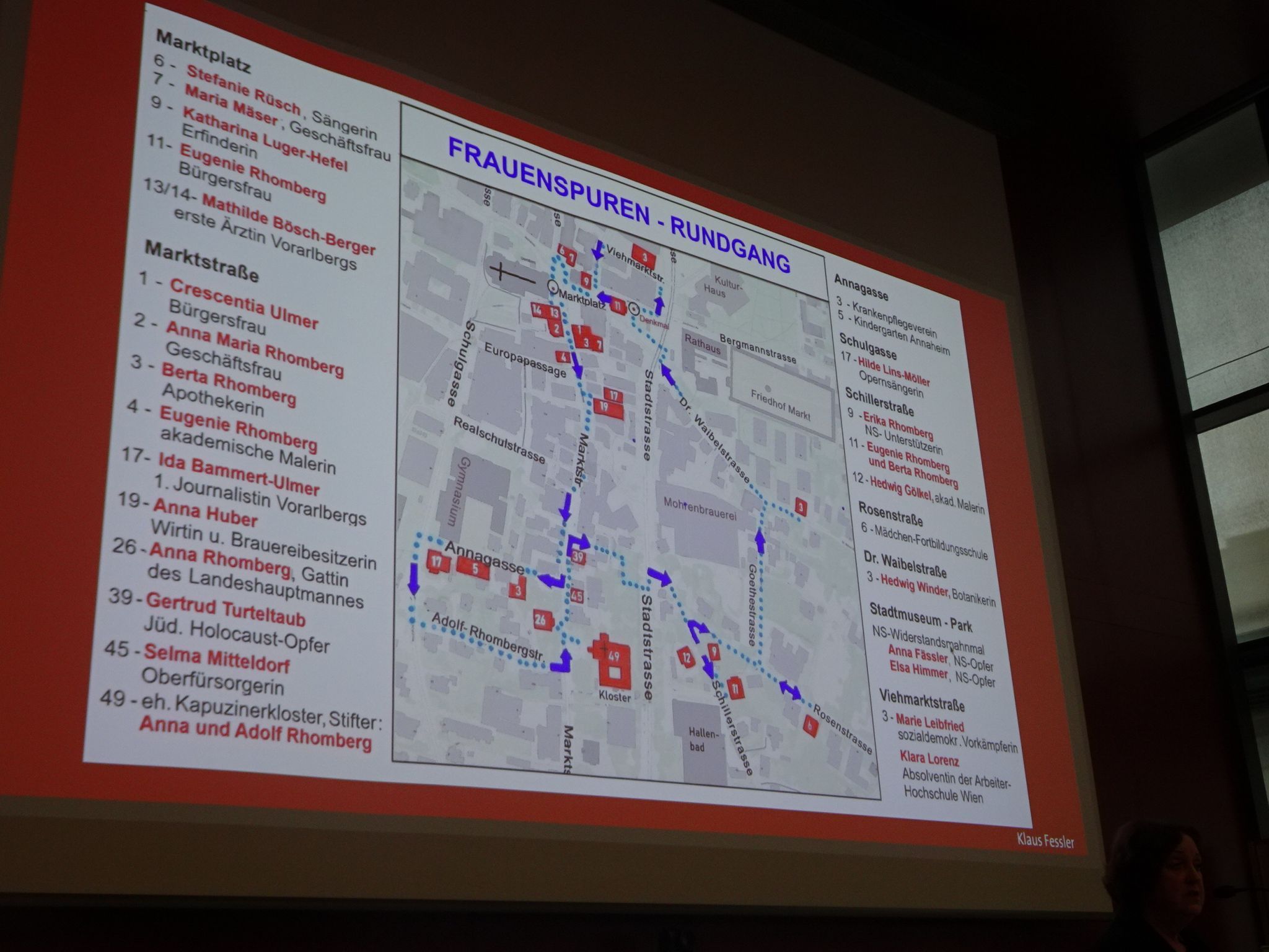 Es gibt außerdem einen Stadtplan auf dem sich weitere Orte und Frauengeschichten, die im Buch vorkommen, besuchen lassen. 