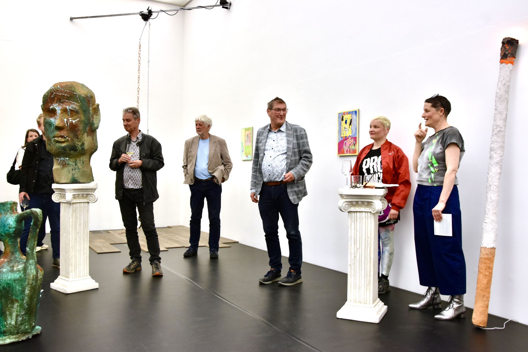 Obmann Wolfgang Maurer freute sich, viele Kunstinteressierte zur Vernissage zu begrüßen.