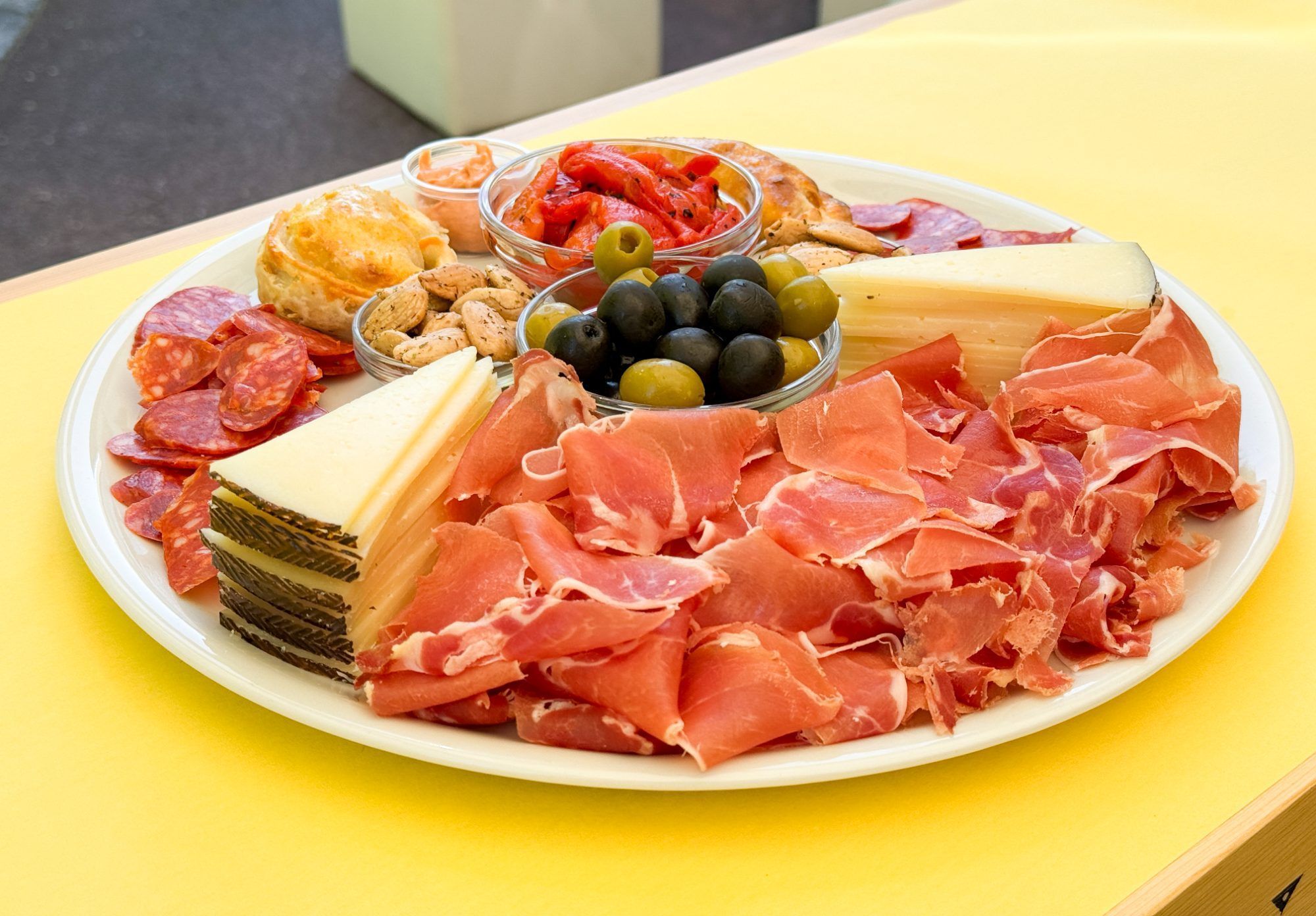 Tapasplatte a la Bodega Rioja