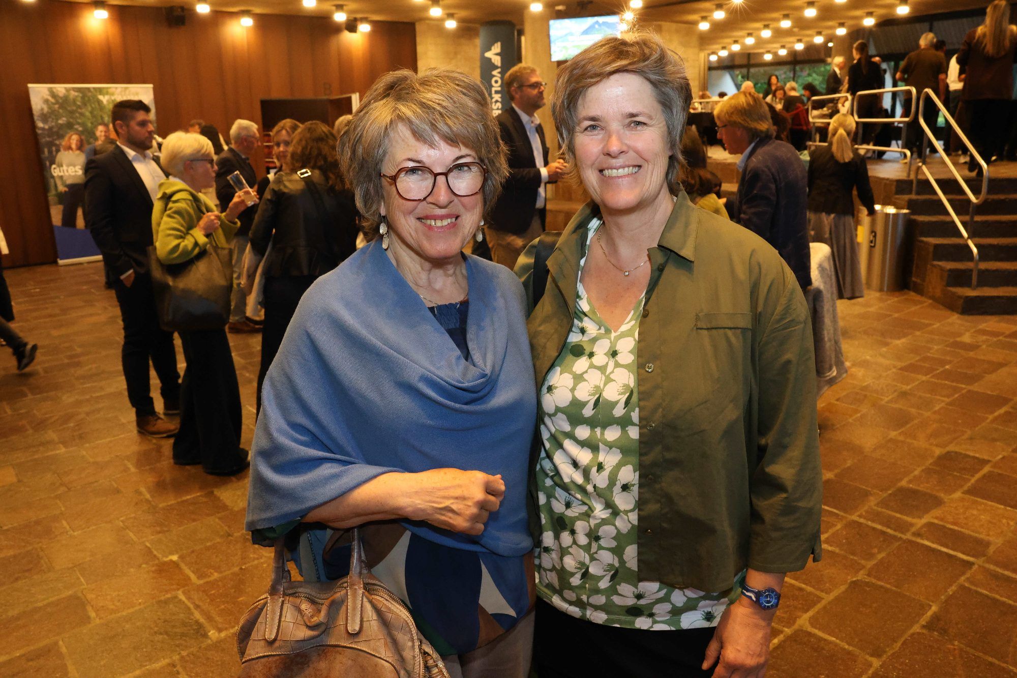 Schwestern Christine Heel und Elke Schmid.
