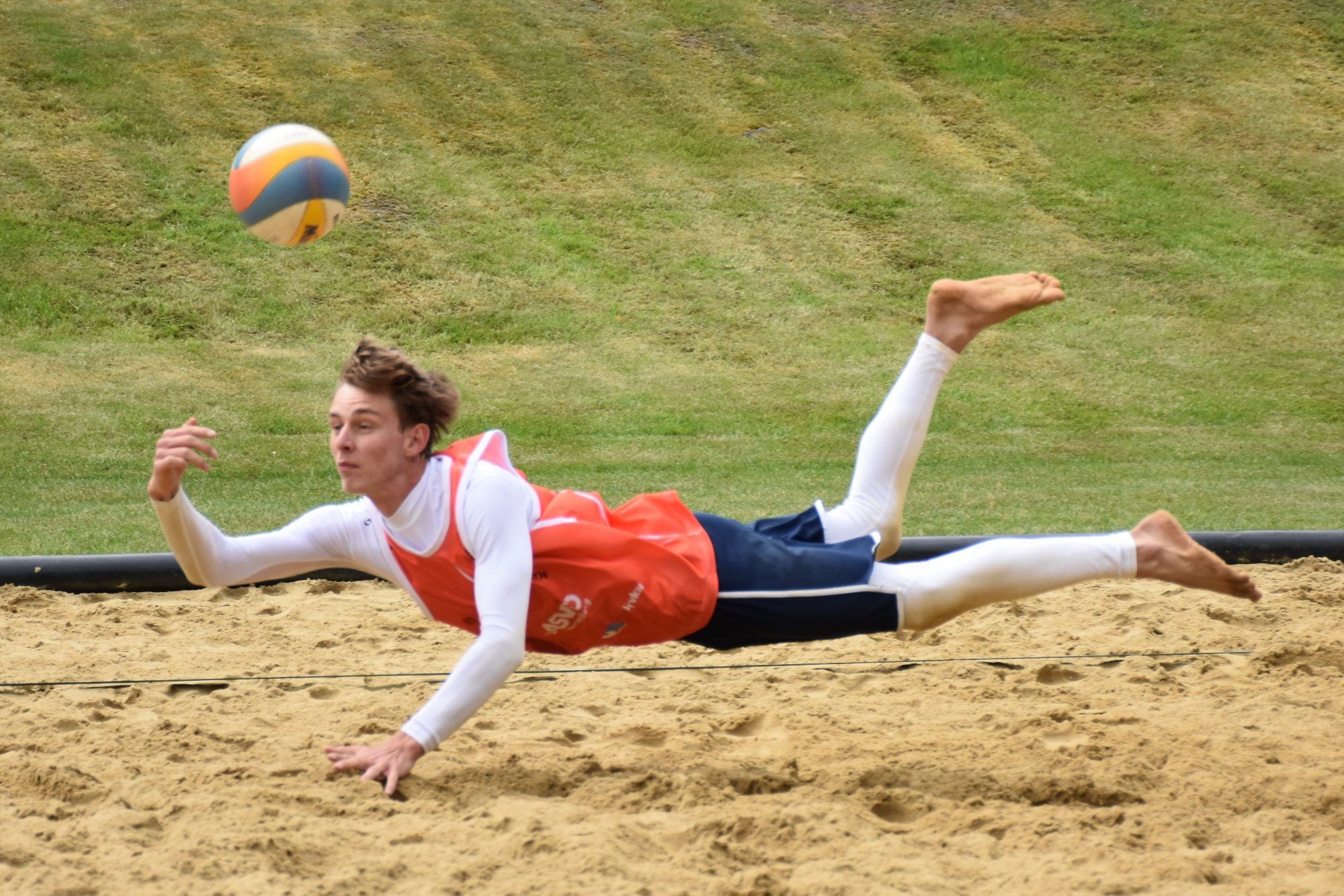 Beachvolleyballer trotzten Wind und Wetter