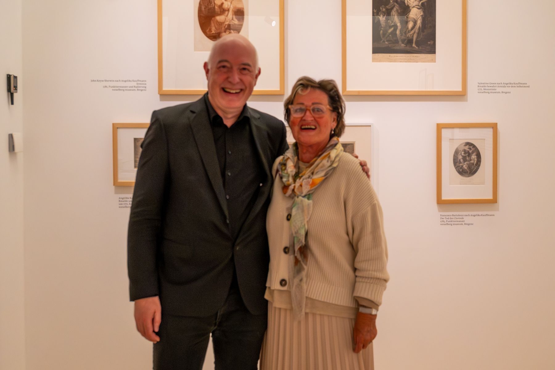 Ariel Lang und Marcella Künzler erfreuten sich gemeinsam der großen Kunst von Angelika Kauffmann