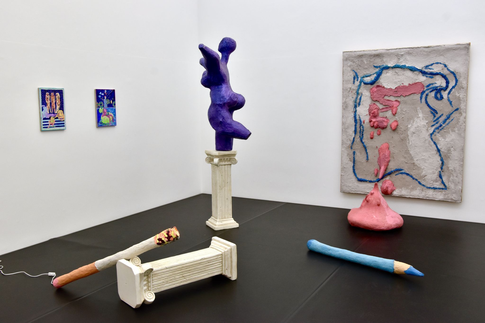 Die Exposition dauert bis 7. Juni. Die Öffnungszeiten sind von Mittwoch bis Samstag, Sonn- und Feiertag von 15 bis 18 Uhr.