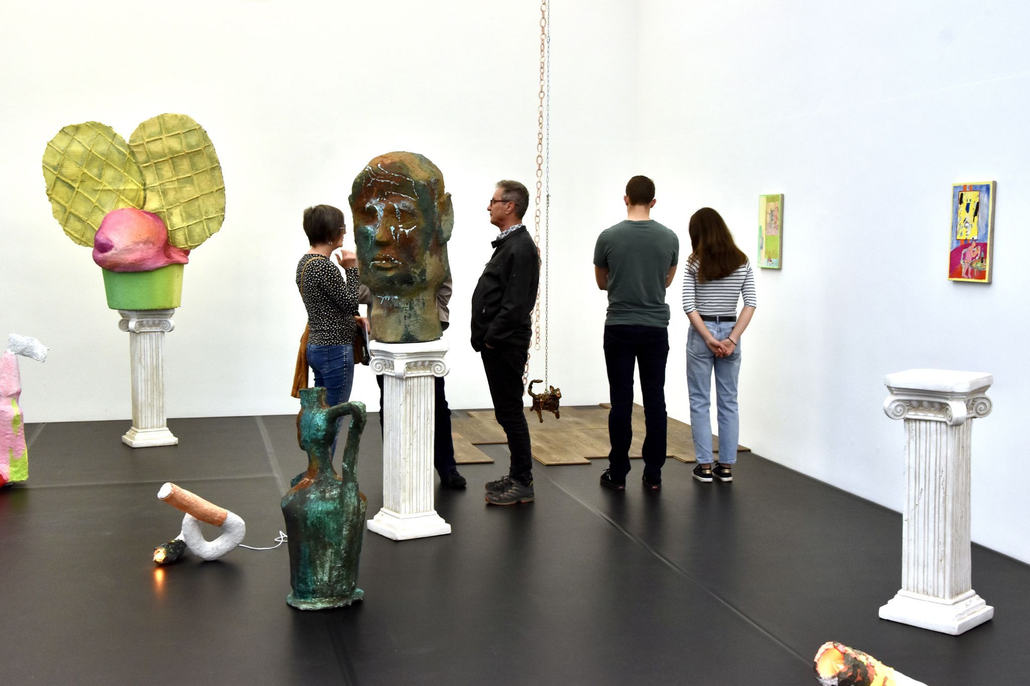 "Spa Resort Schmidt" im Kunstraum Remise