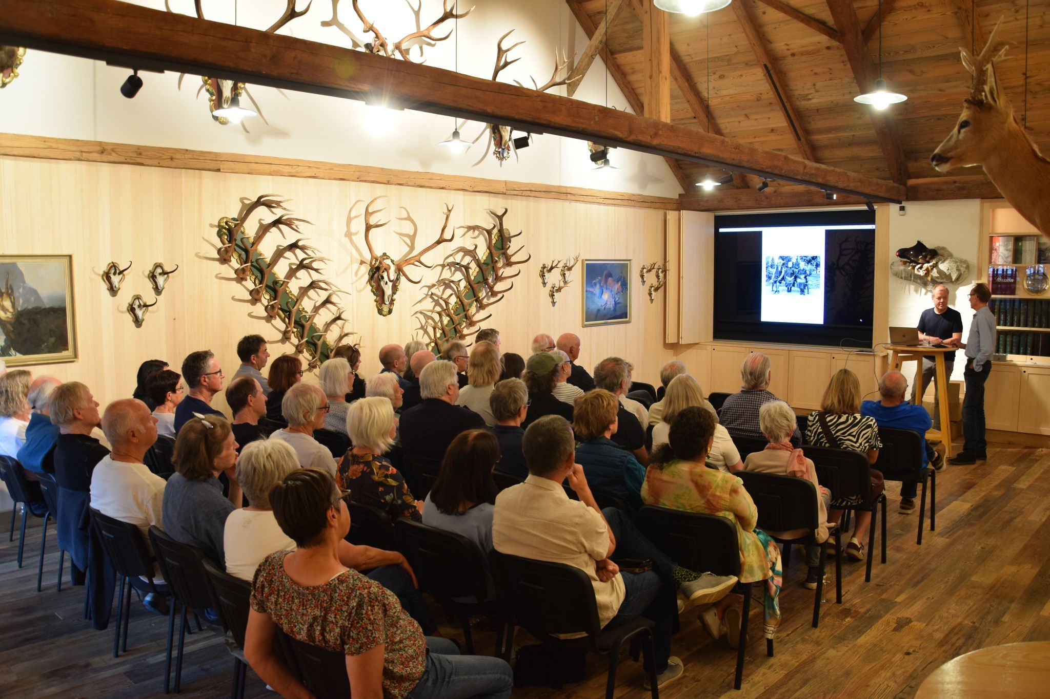 Buchpräsentation im Jagdmuseum, Hotel Taube