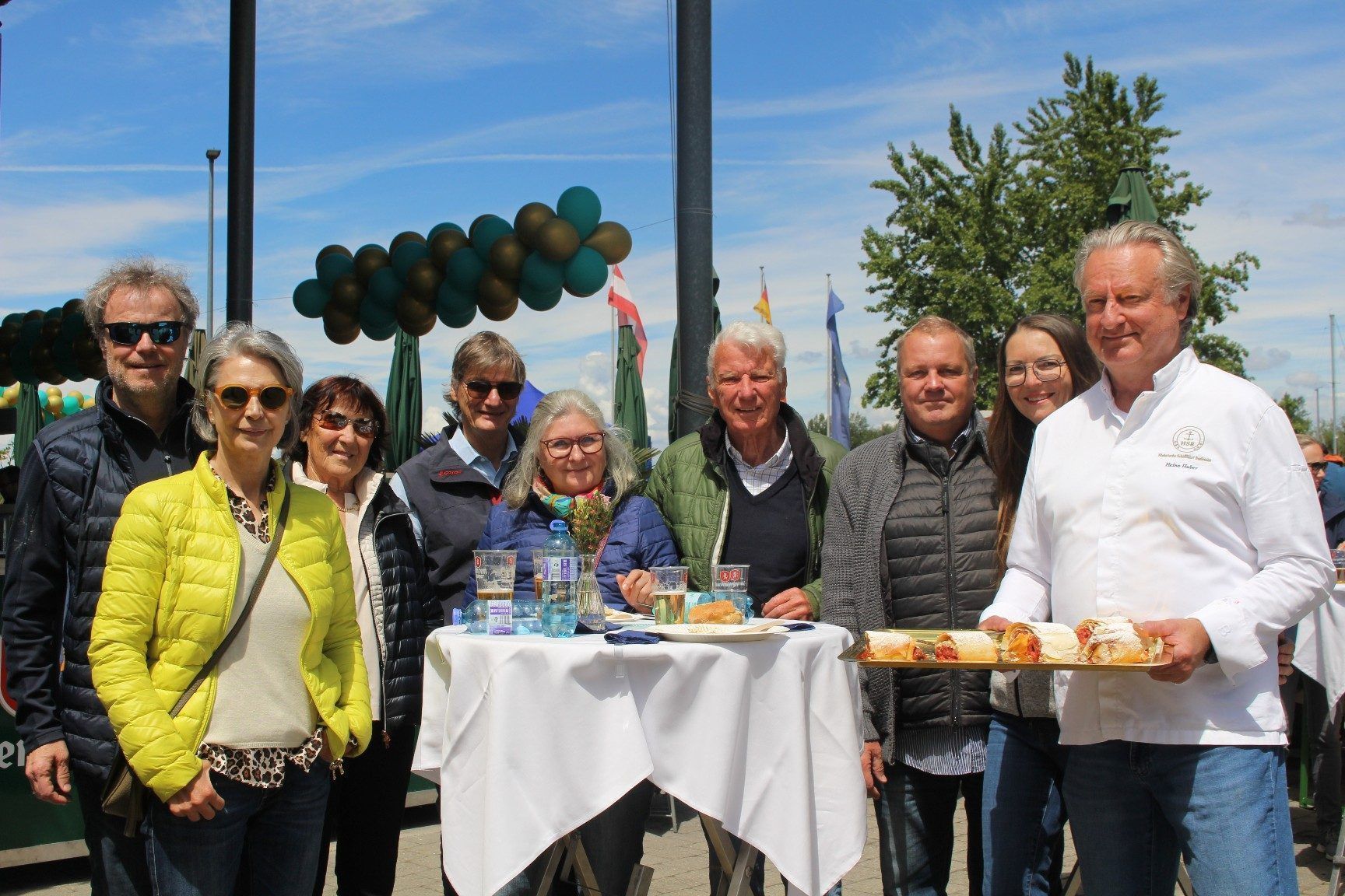 Hin und wieder bediente Heino Huber auch Special Guests.