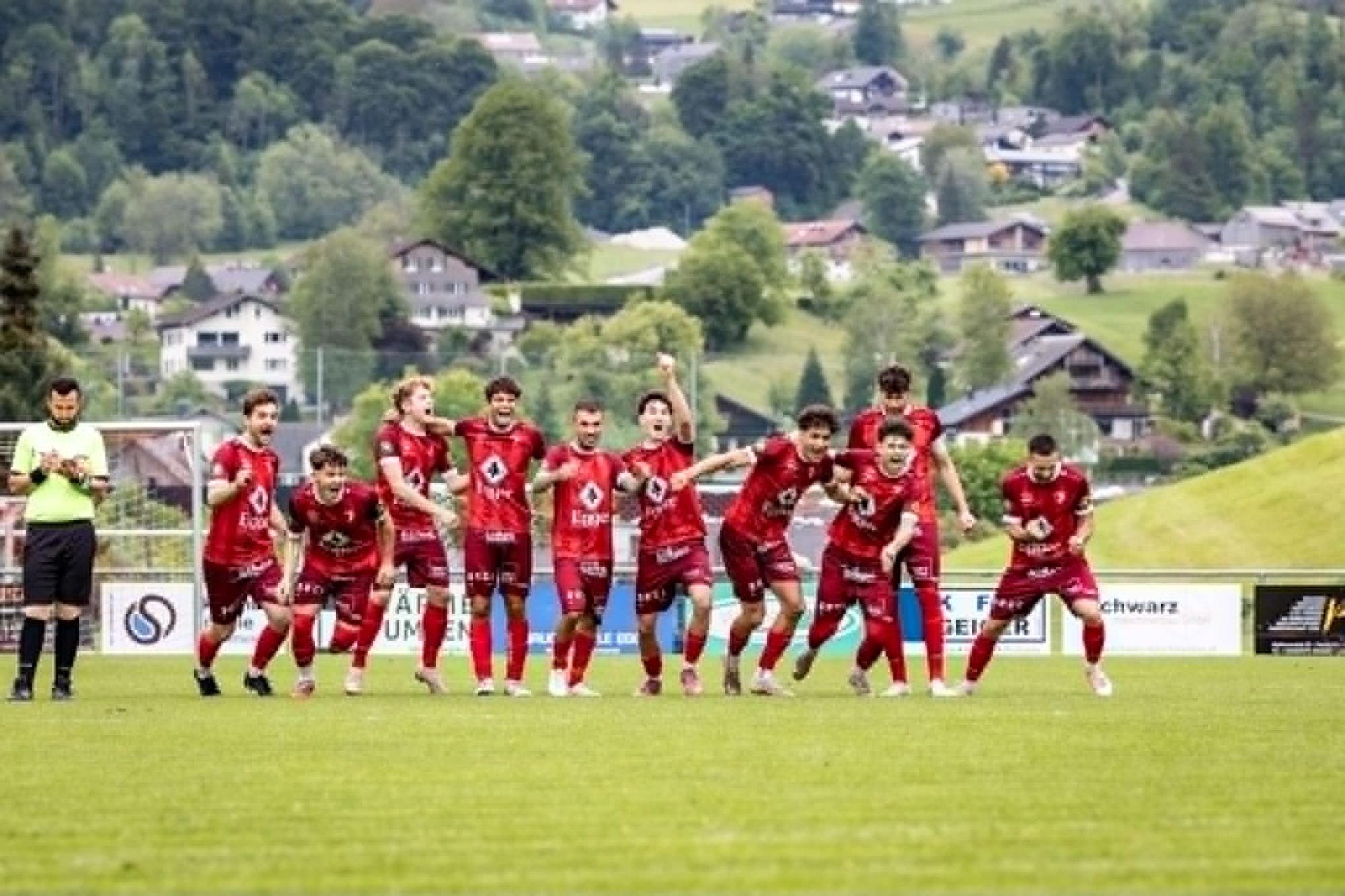 Große Freude beim FC Egg. 