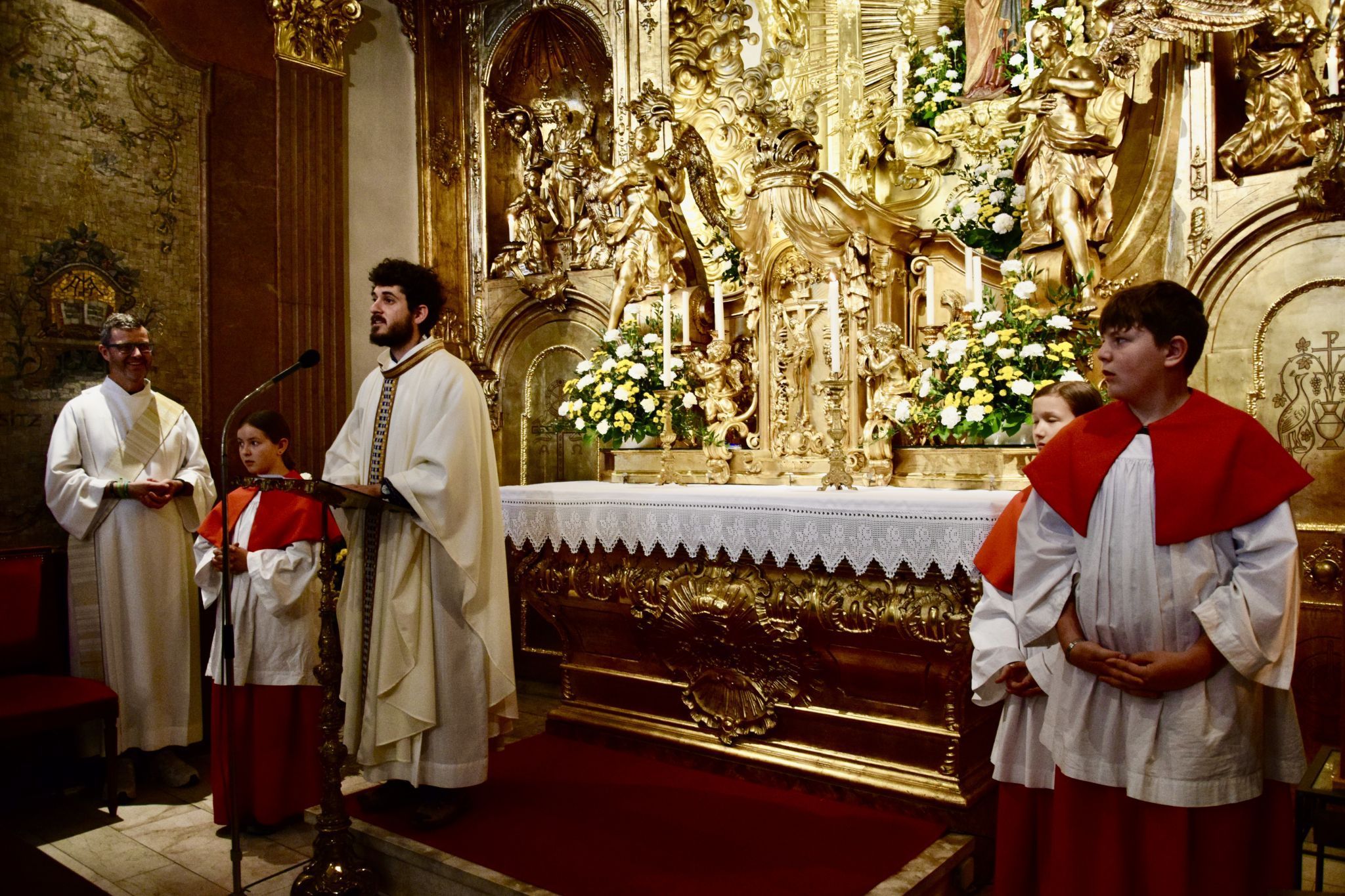 Messfeier mit Kaplan Gabriel Steiner, Abschluss in der Gnadenkapelle der Basilika