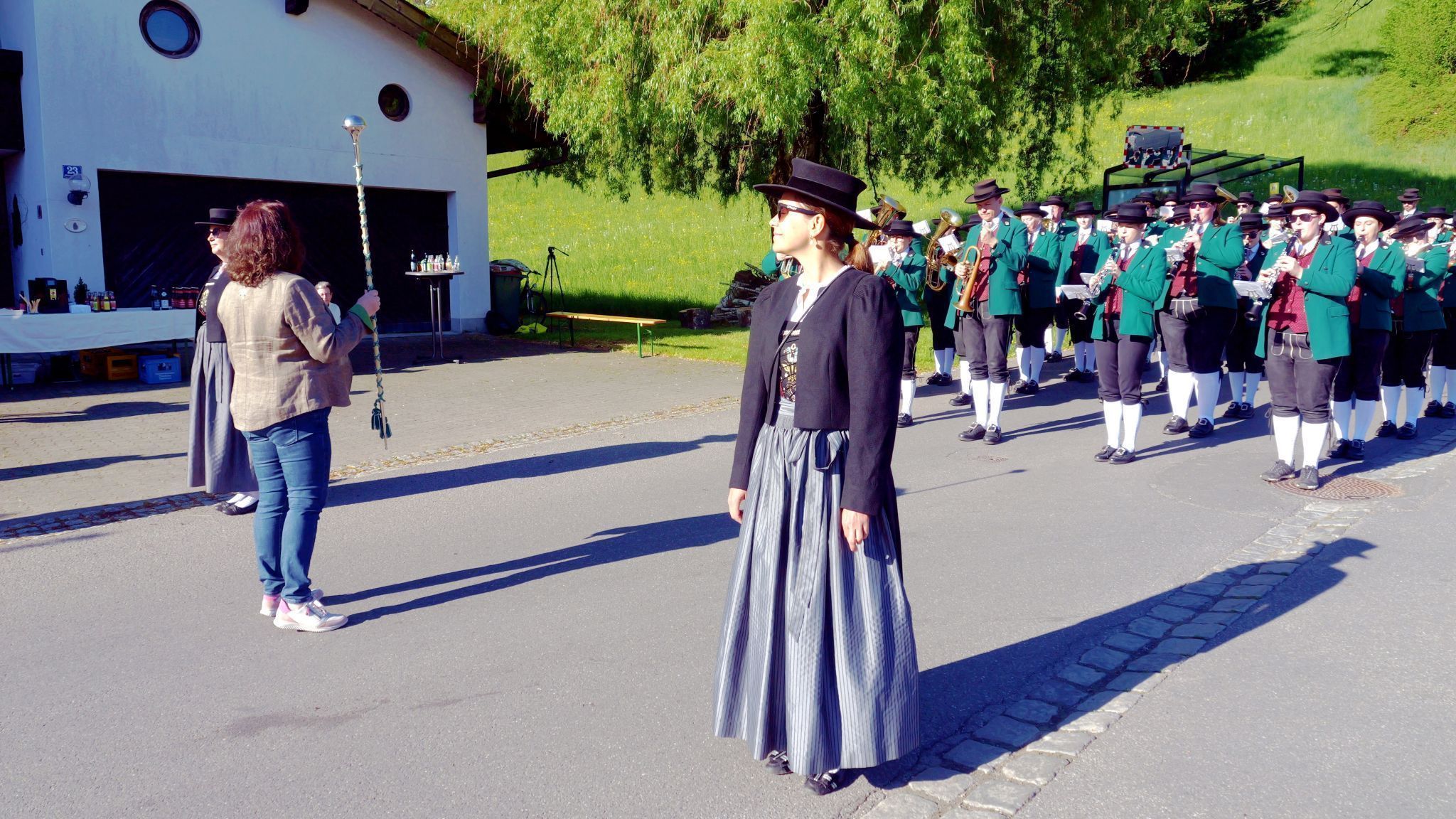 Geburtstagskind Lieselotte Moosbrugger durfte einen Marsch dirigieren.