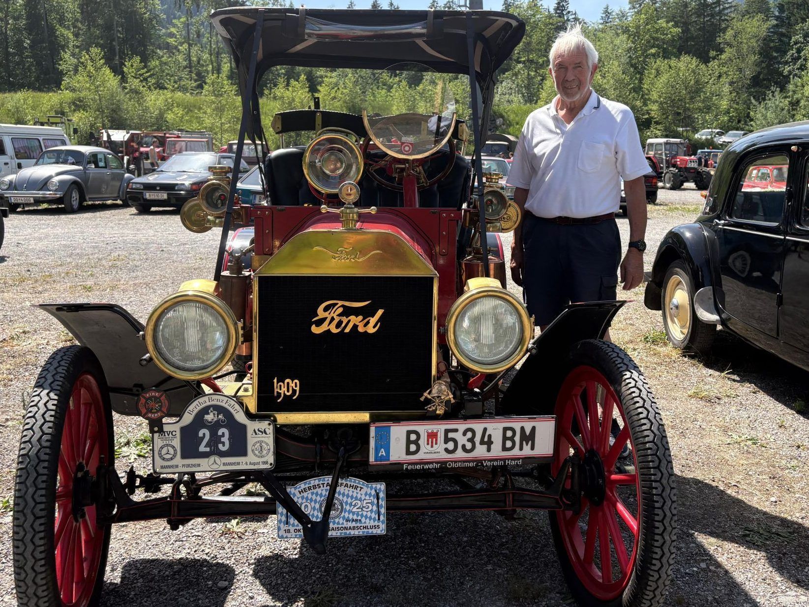 "Nicht nur für alte Leute" – Großer Oldtimer-Treff in Mellau