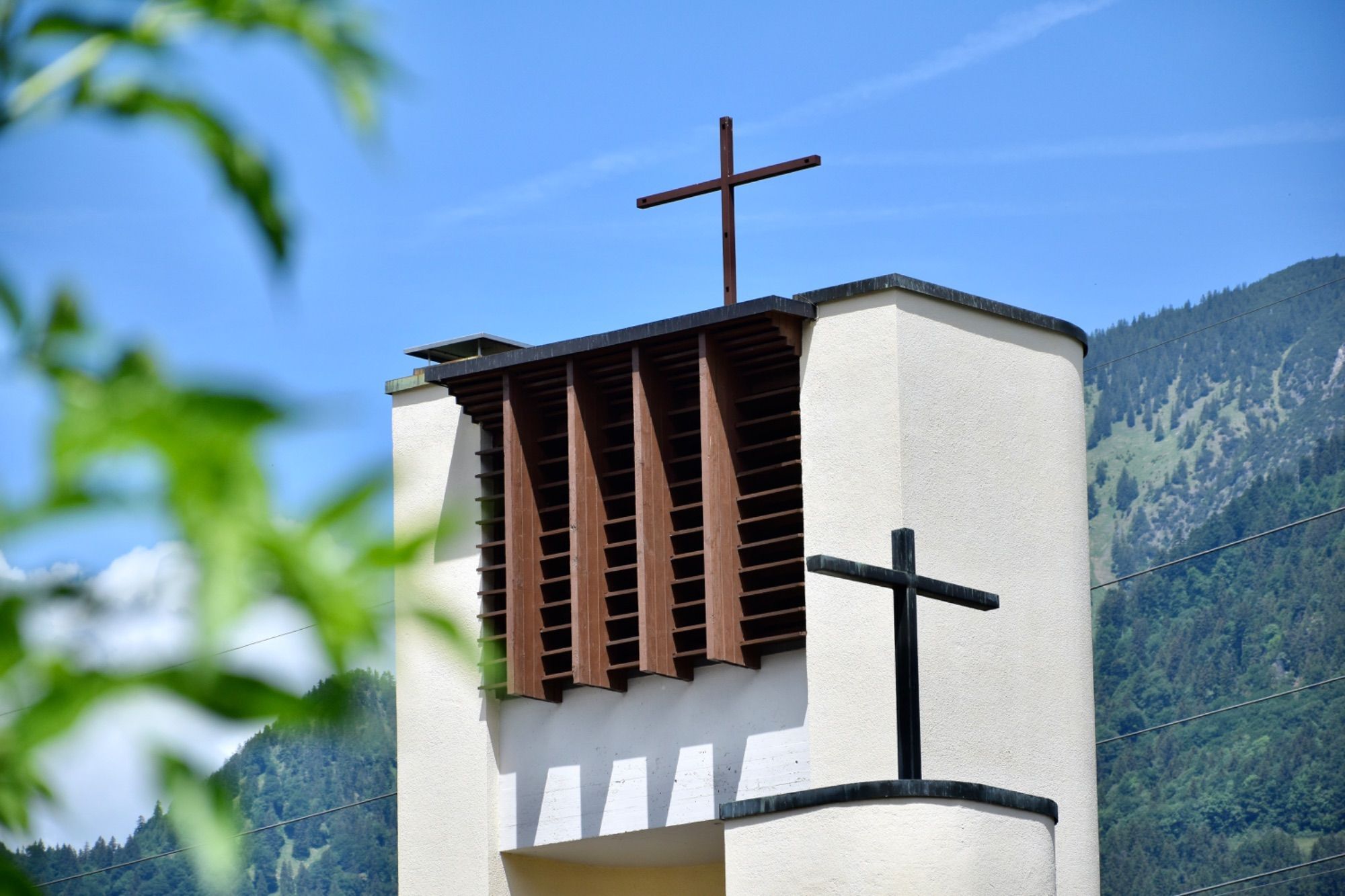 Teilansicht des Turmes der Pfarrkirche