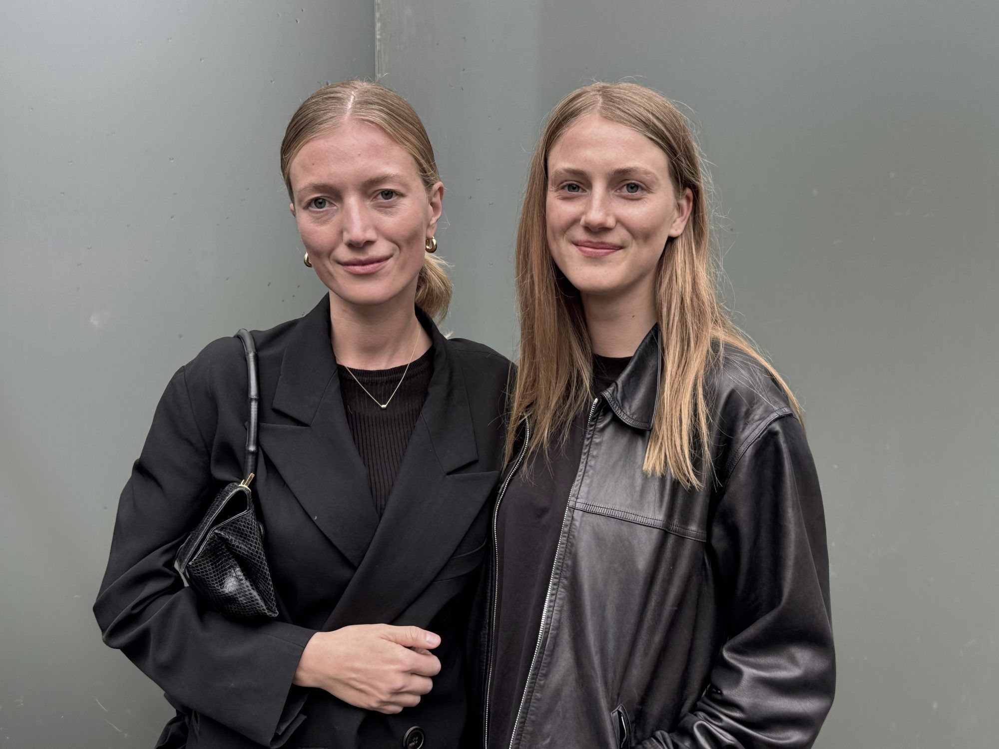 Freundinnen des Künstlers: Lou und Mia Schoof.