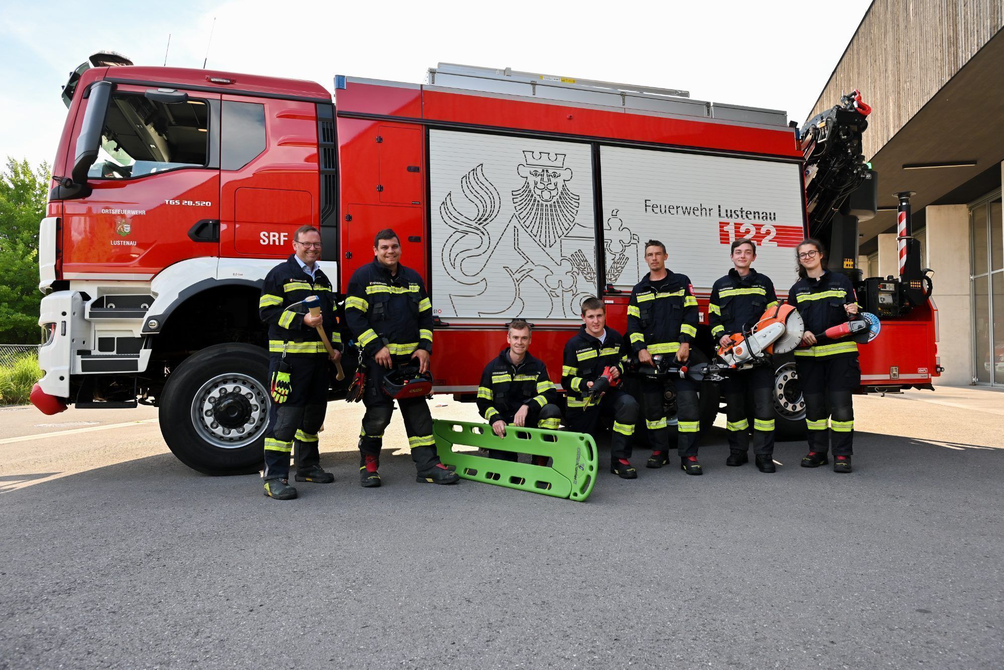 Das neue Schwere Rüstfahrzeug (SRF) wird kommenden Samstag gesegnet. Dafür veranstaltet die Feuerwehr ein großes Familienfest. (bvs)