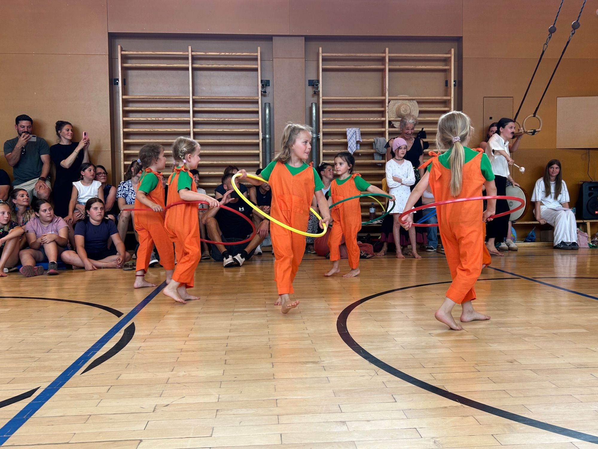 Impressionen der Tanzaufführung der Kleinsten der Musikschule Montafon (Bildergalerie)