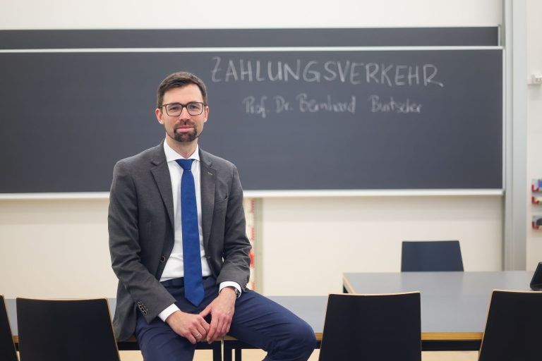Der Mann, der erforscht, wie wir morgen bezahlen werden