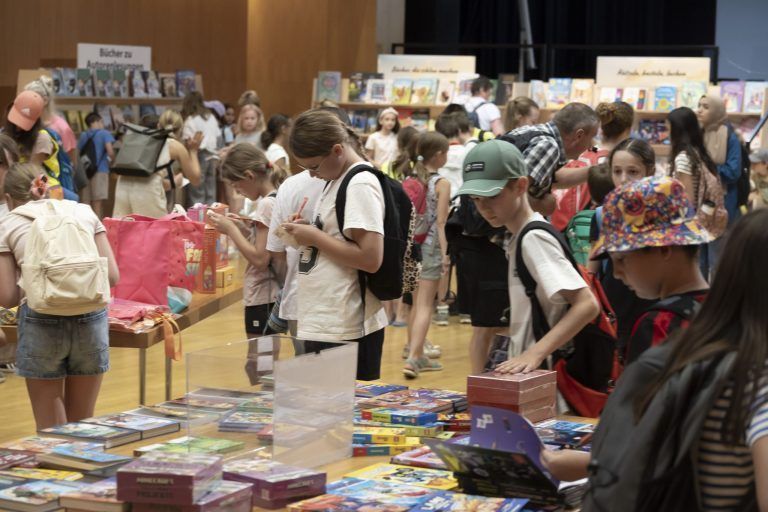 15. VN-Kinder- und Jugendbuchmesse Buch am Bach