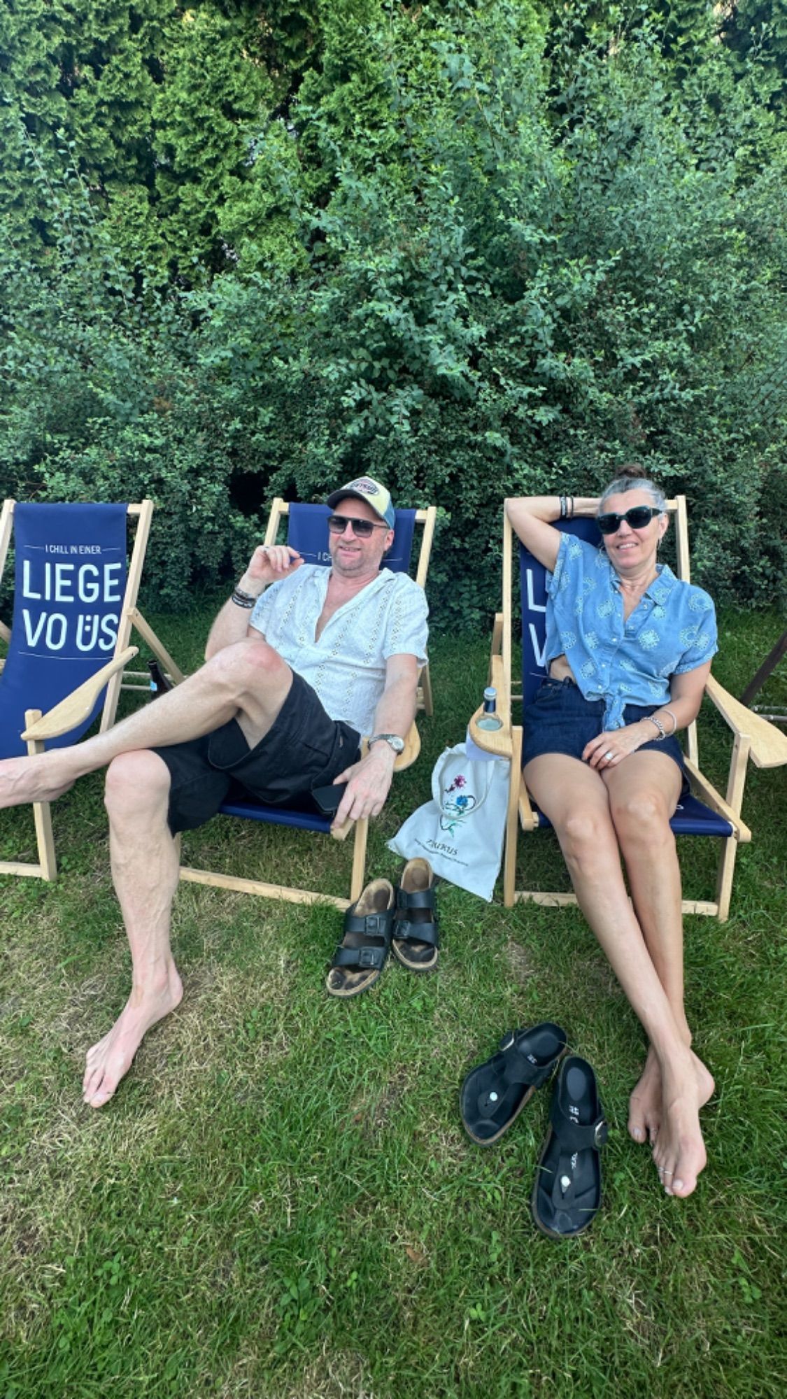 Für die Tanzpausen standen Liegestühle zur Verfügung.