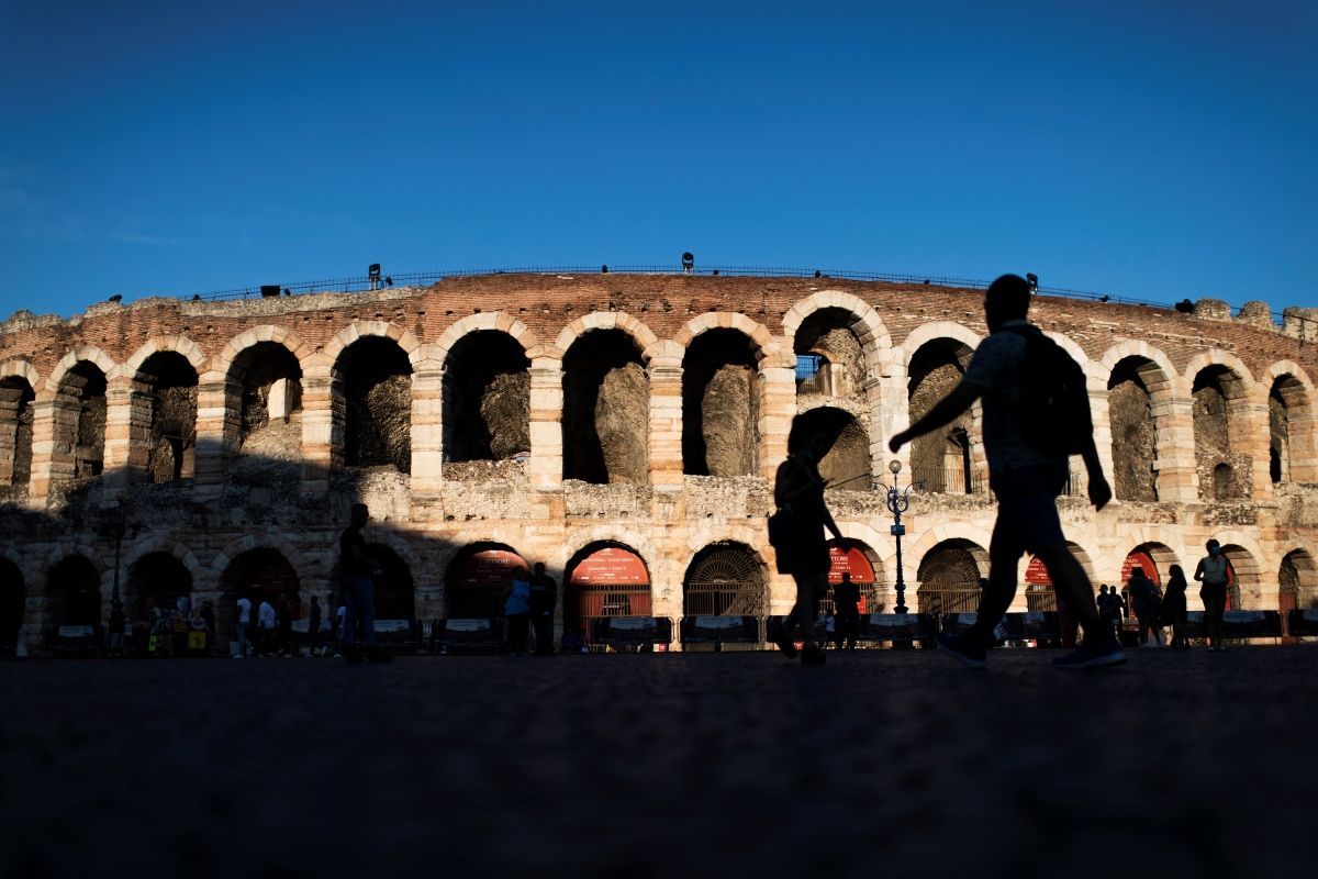Großevent in Arena von Verona für neapolitanisches Liedgut