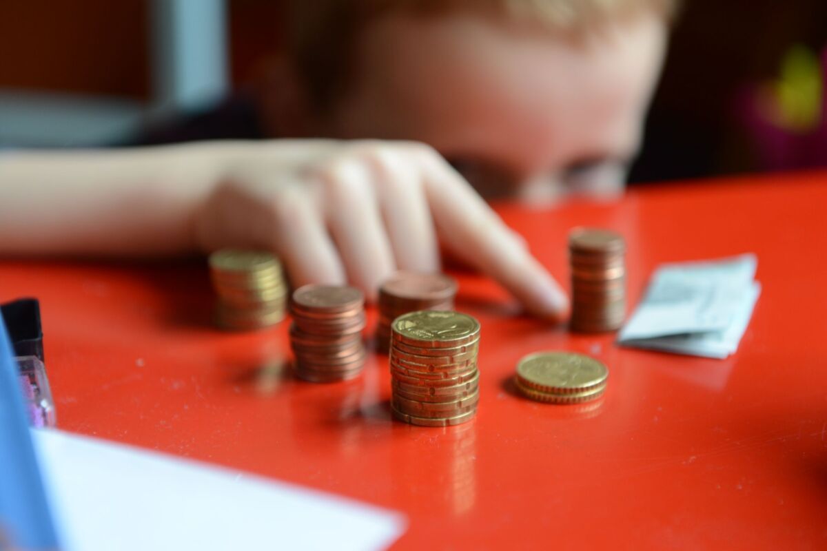 Caritas und Volkshilfe warnen vor Einschnitten bei Kindern