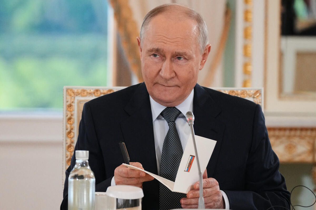 Putin zeigt sich bei Wirtschaftsforum weiter siegesgewiss