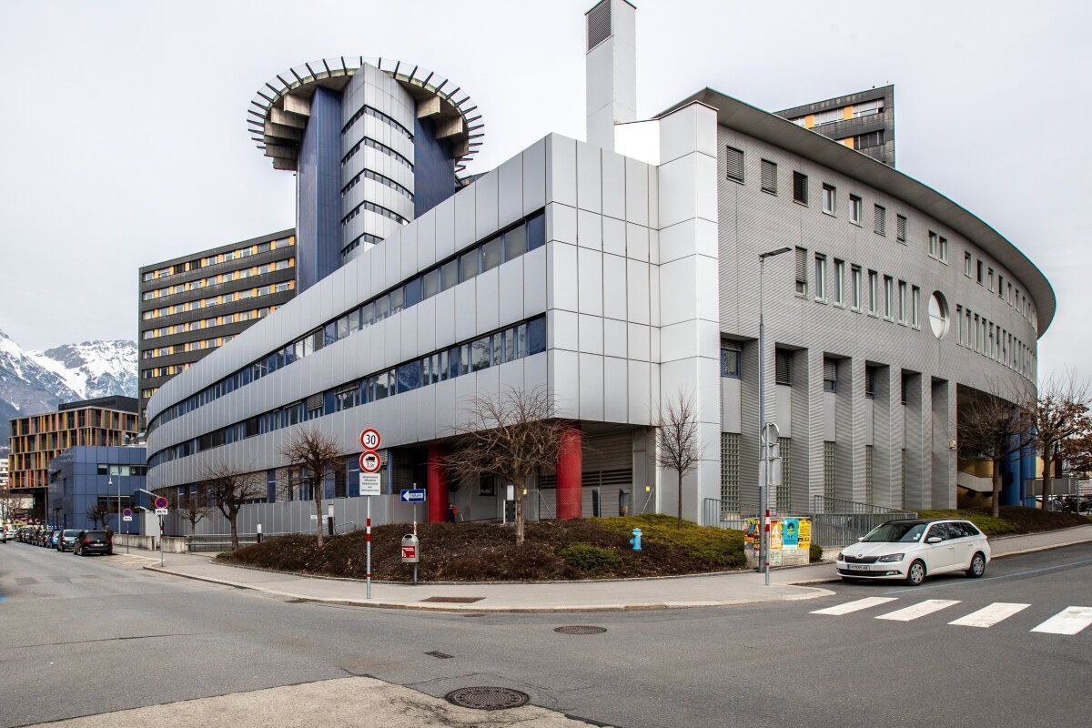 Klinik Innsbruck entnimmt Eierstockgewebe bei jungen Mädchen