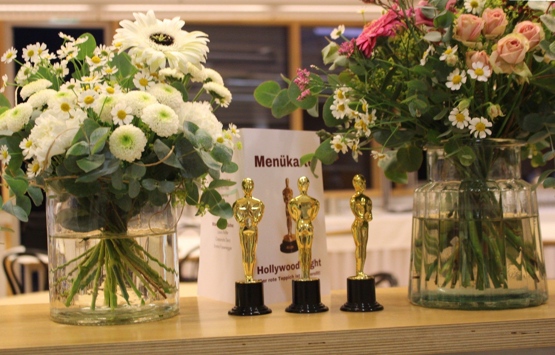 Die goldenen Oscars durften alle Prüflinge mit nach Hause nehmen.