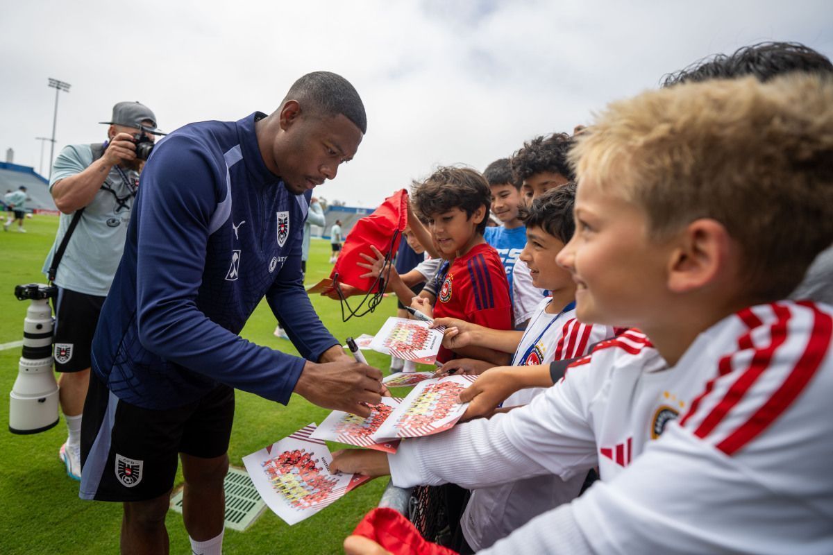 Erstes ÖFB-Training in Goleta vor 3.000 Schaulustigen