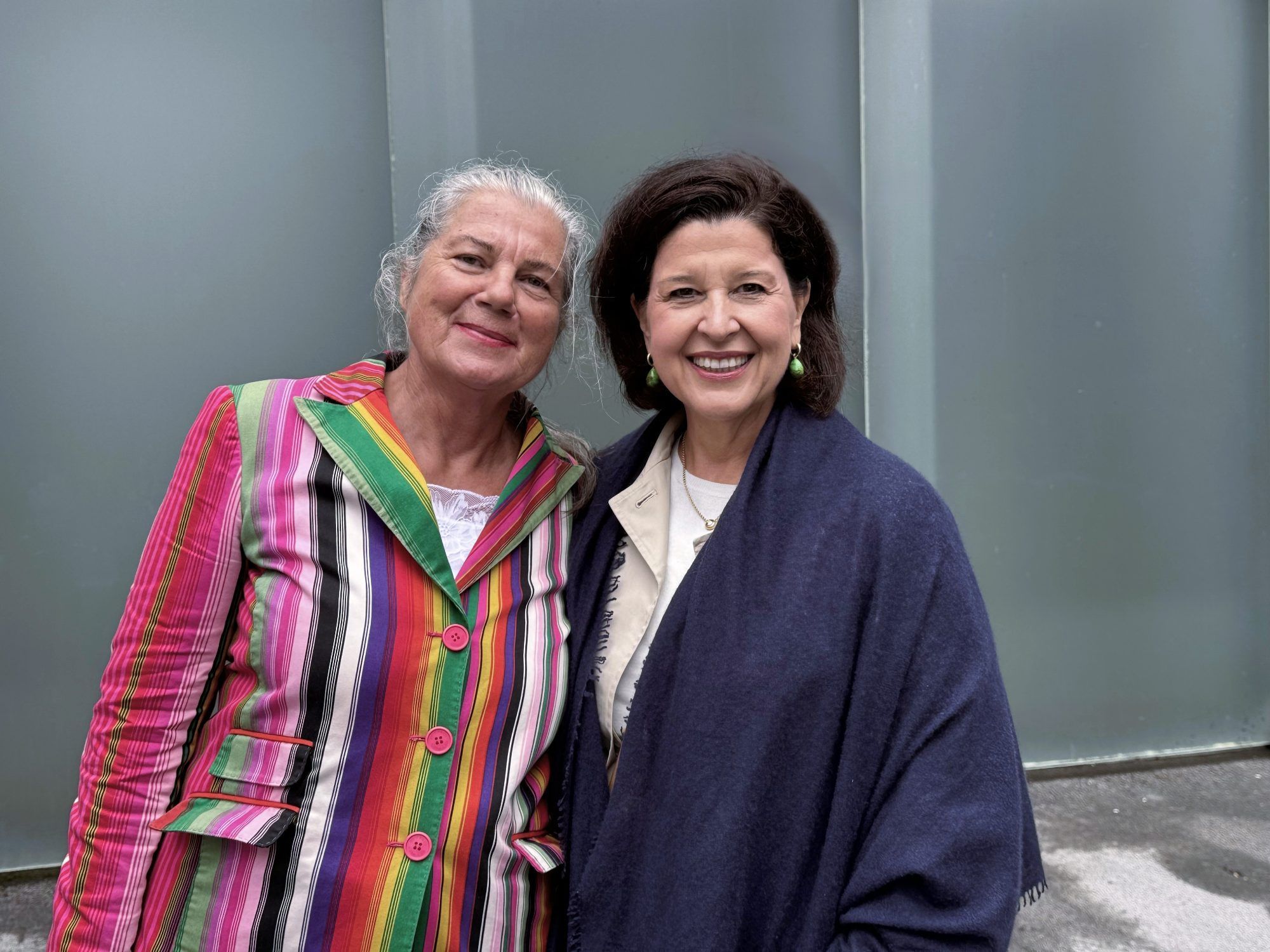 Unter den Besuchern: Katja Matt und Verena Brunner-Loos.