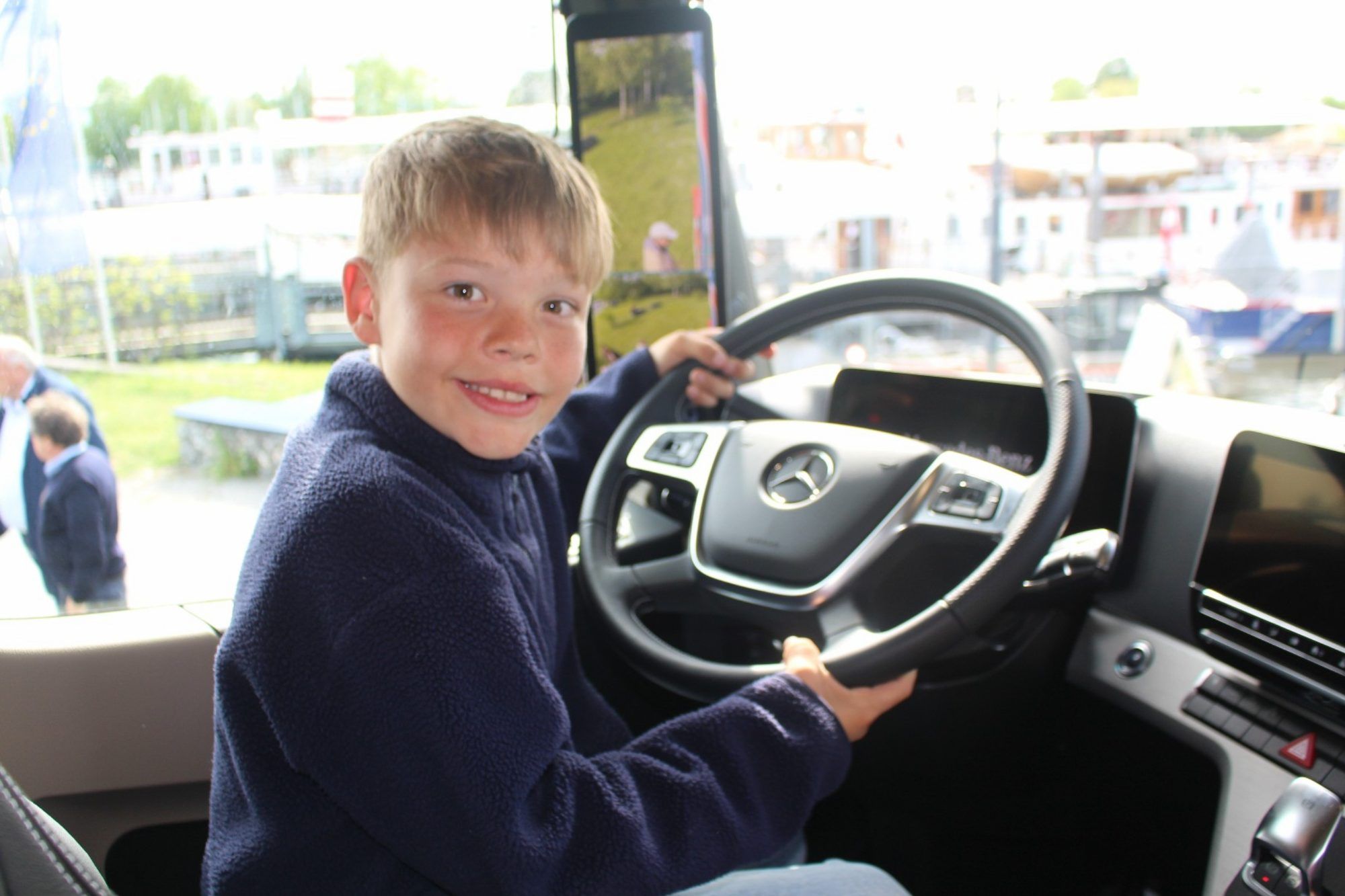 Mit Jonas ist schon die nächste Vögel-Generation bereit. Mit der traditionellen Ländle Truck Show, die am 20. und 21. Juni auf dem Firmengelände in Bludesch stattfindet, feiert Vögel sein 65-Jahr-Jubiläum.