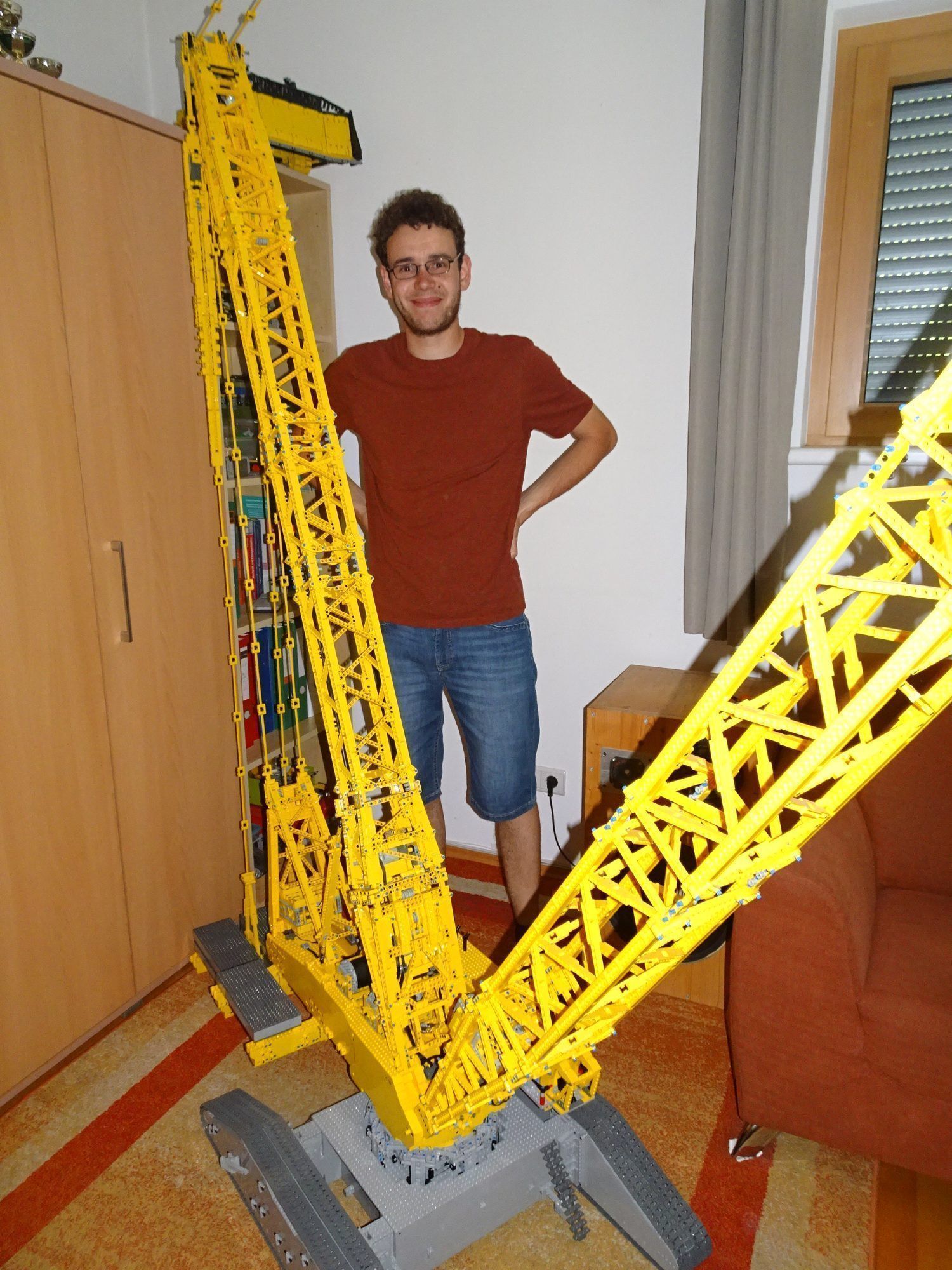 Simon Sohler arbeitete seit Monaten an der detailgetreuen Lego-Version des LR 13000.