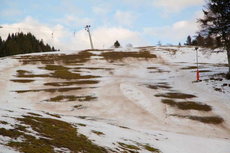 Dieser Skilift muss wegen Schneemangels für immer schließen