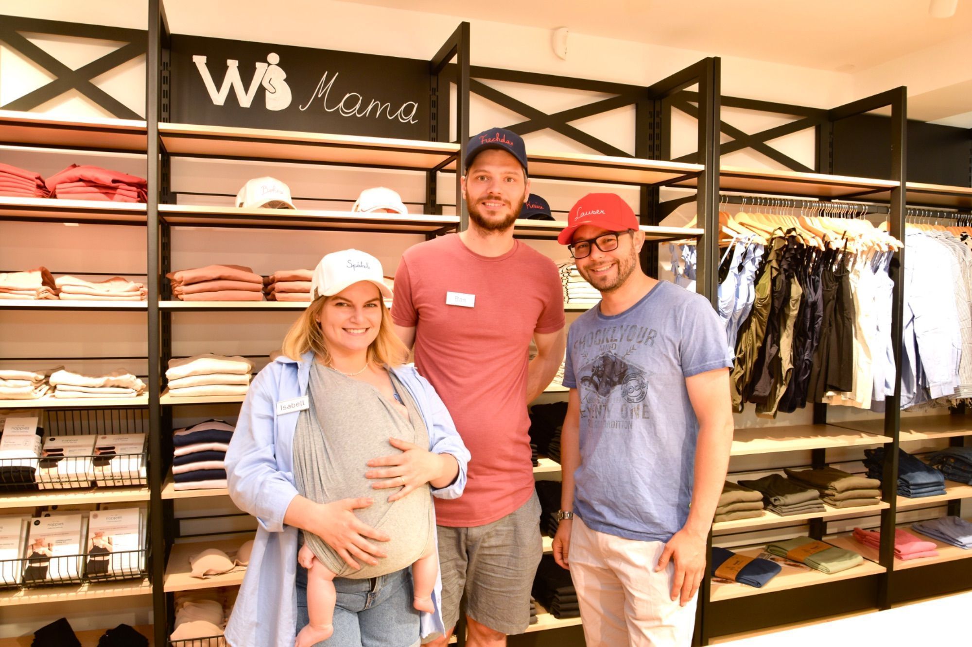 Isabell mit Baby Matheo und Bas Berthold, Stadtrat Andreas Fritz-Wachter