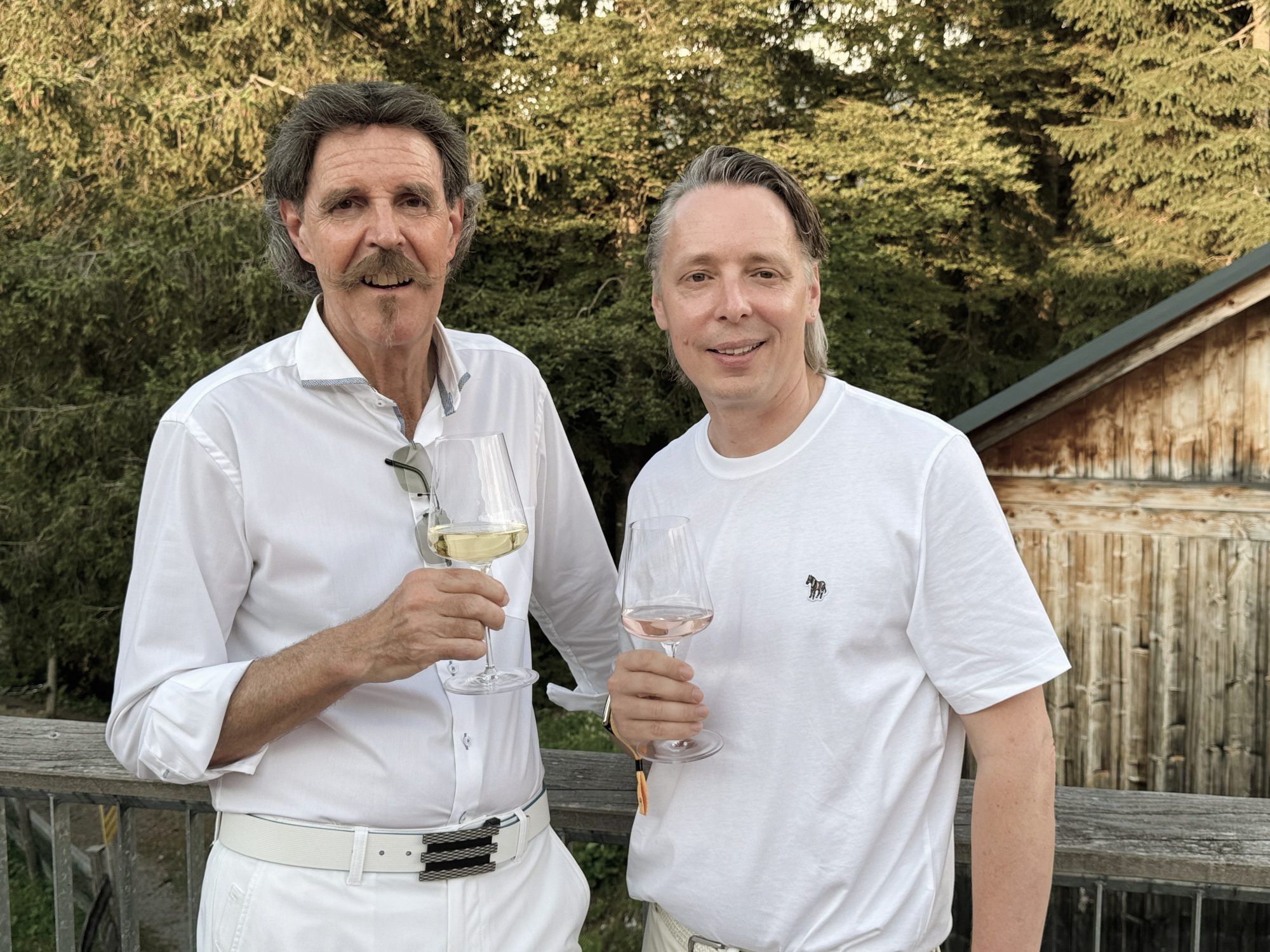 Lions-Club-Präsident Dieter Haid mit Jürgen Wehinger 