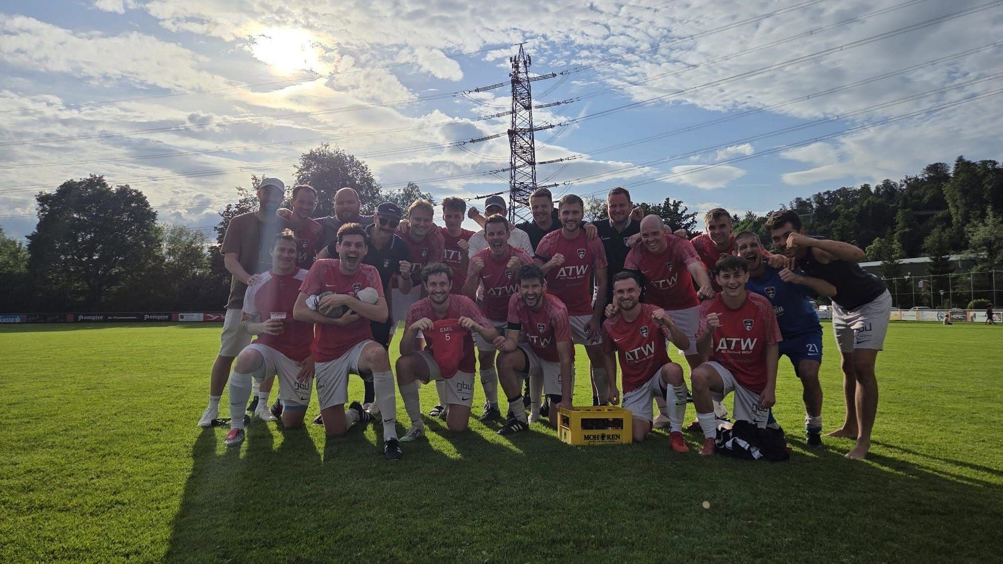 Schwarzach ist Vizemeister 3. Landesklasse. VEREIN