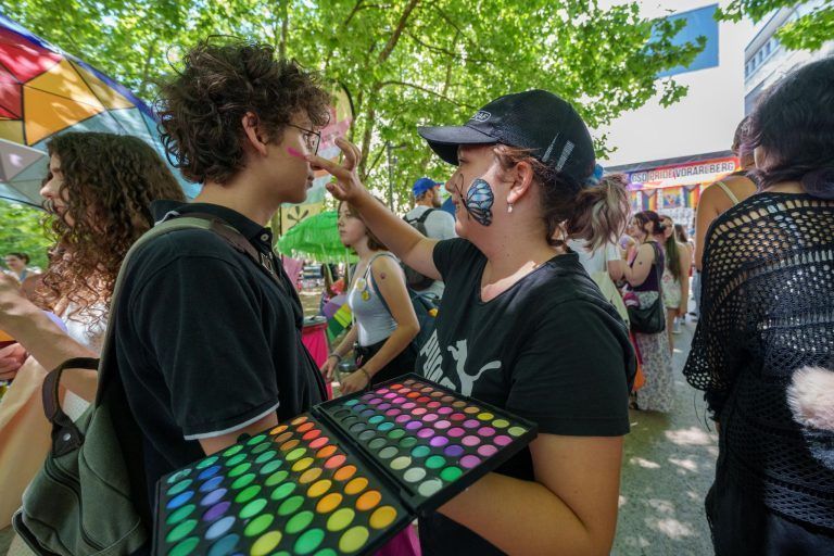 Christopher Street Day in Bildern: Bunte Parade durch Bregenz