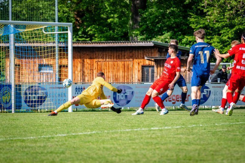 Das erste Emser Tor im letzten Duell.