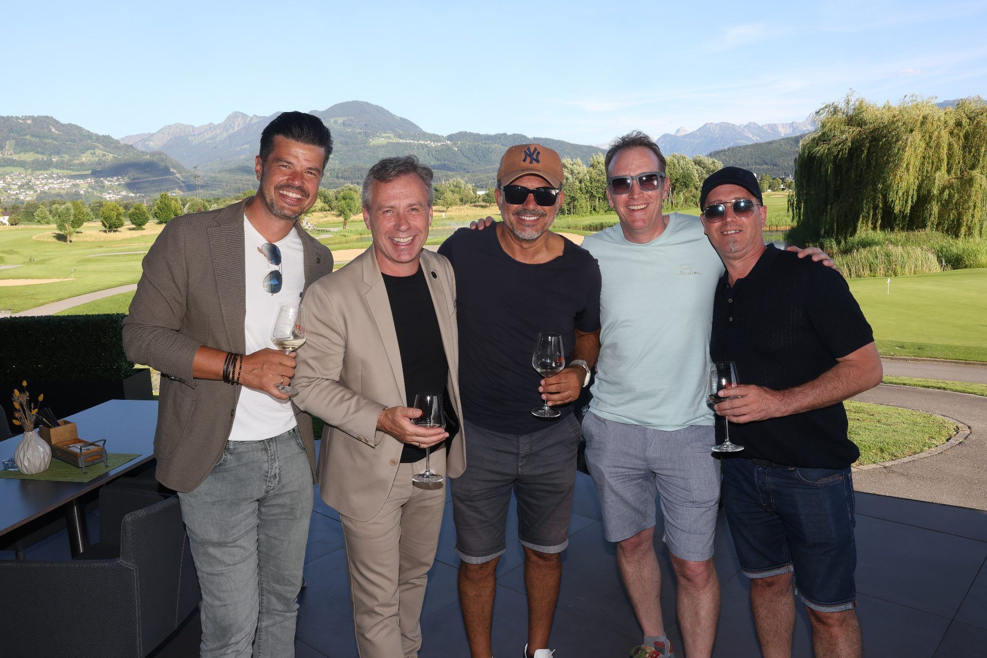 Michael Gau, Ernst Seidel, Mike Galeli, Philipp Nitschmann und Tamer Serbet.